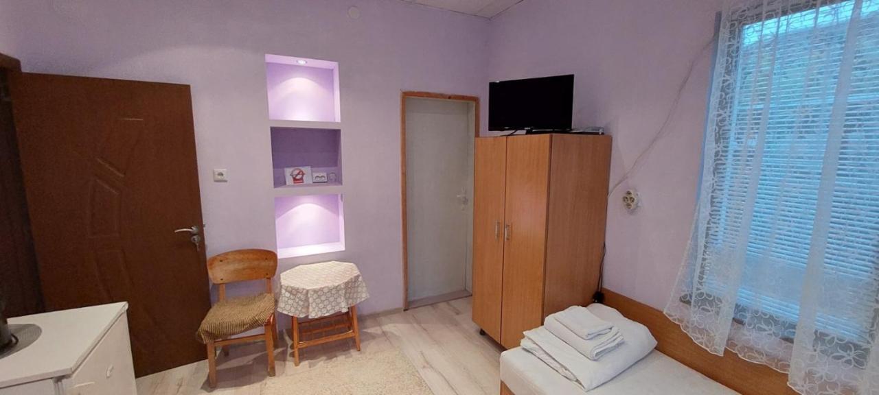 Guest House Kukera Pavel Banya Exterior photo